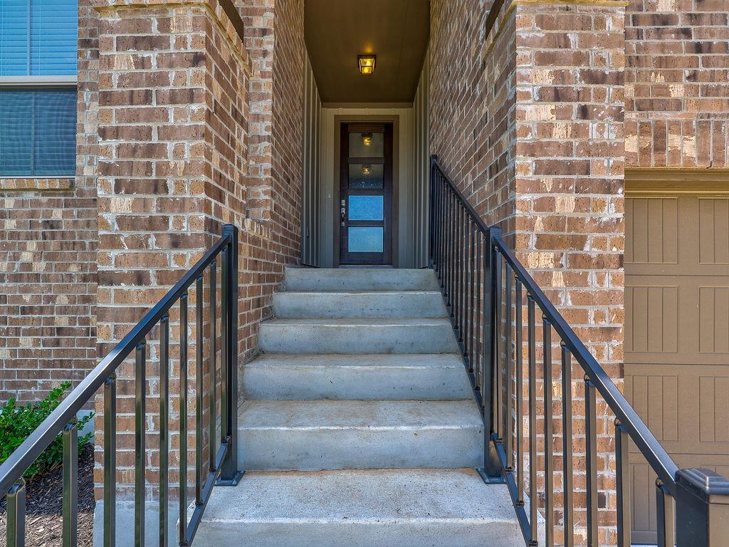 229 Heartleaf RD — photo 3