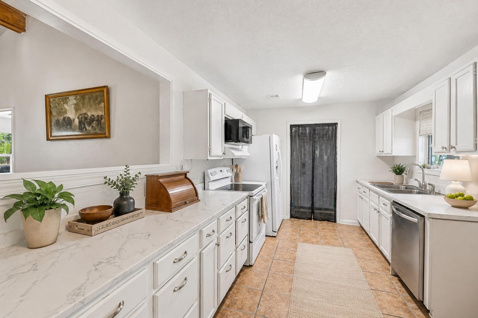 508 River Hills DR — photo 3