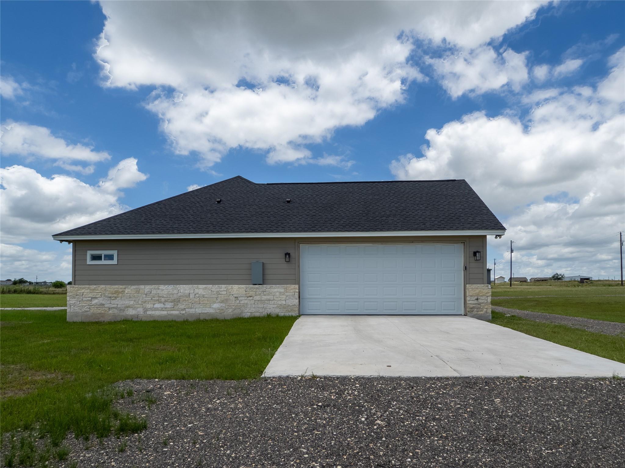 140 Daniel DR — photo 5