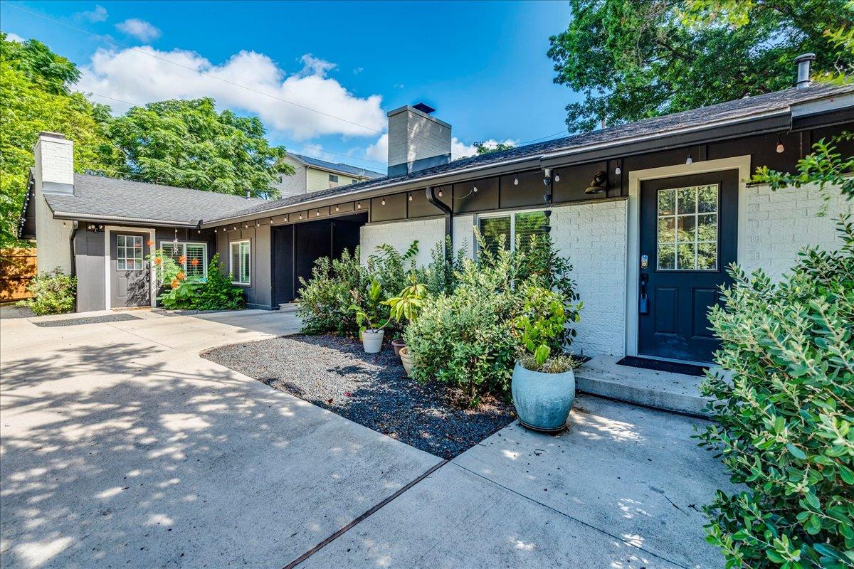 2506 Audubon PL — photo 3