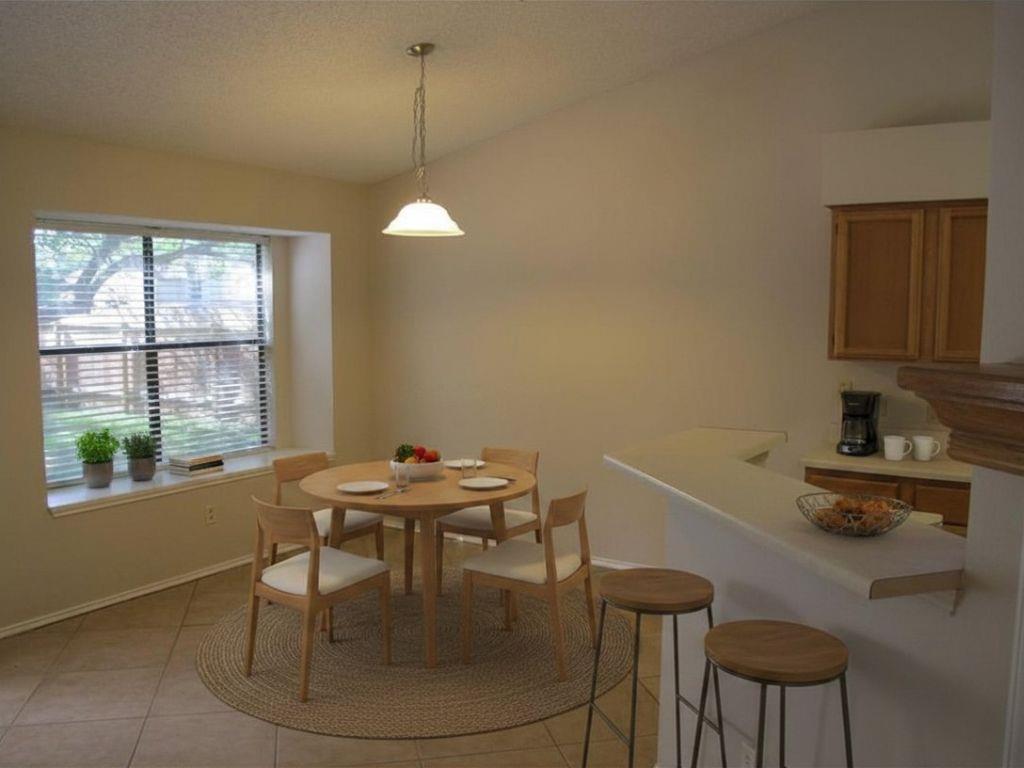 1301 Texas Oak WAY — photo 5