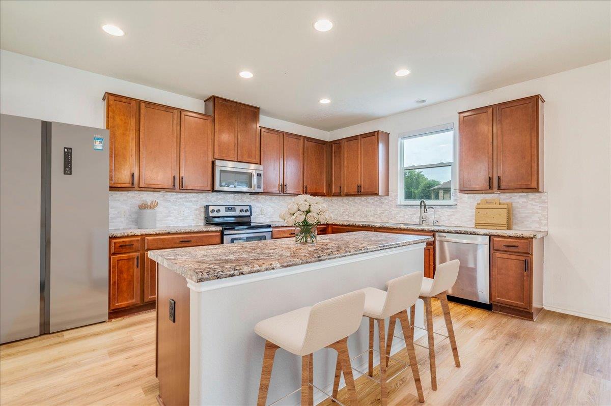 401 Waterleaf BLVD — photo 3