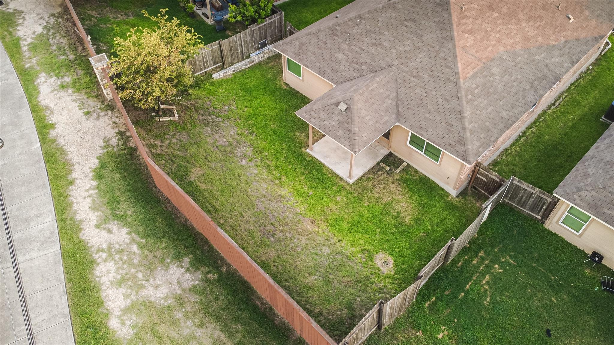 11409 Satchel DR — photo 3