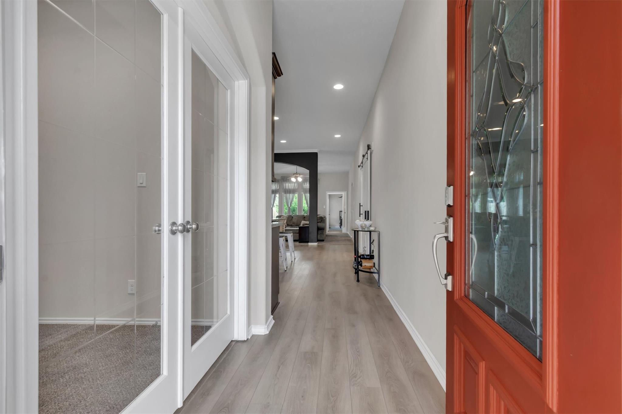 217 Split Rail DR — photo 4