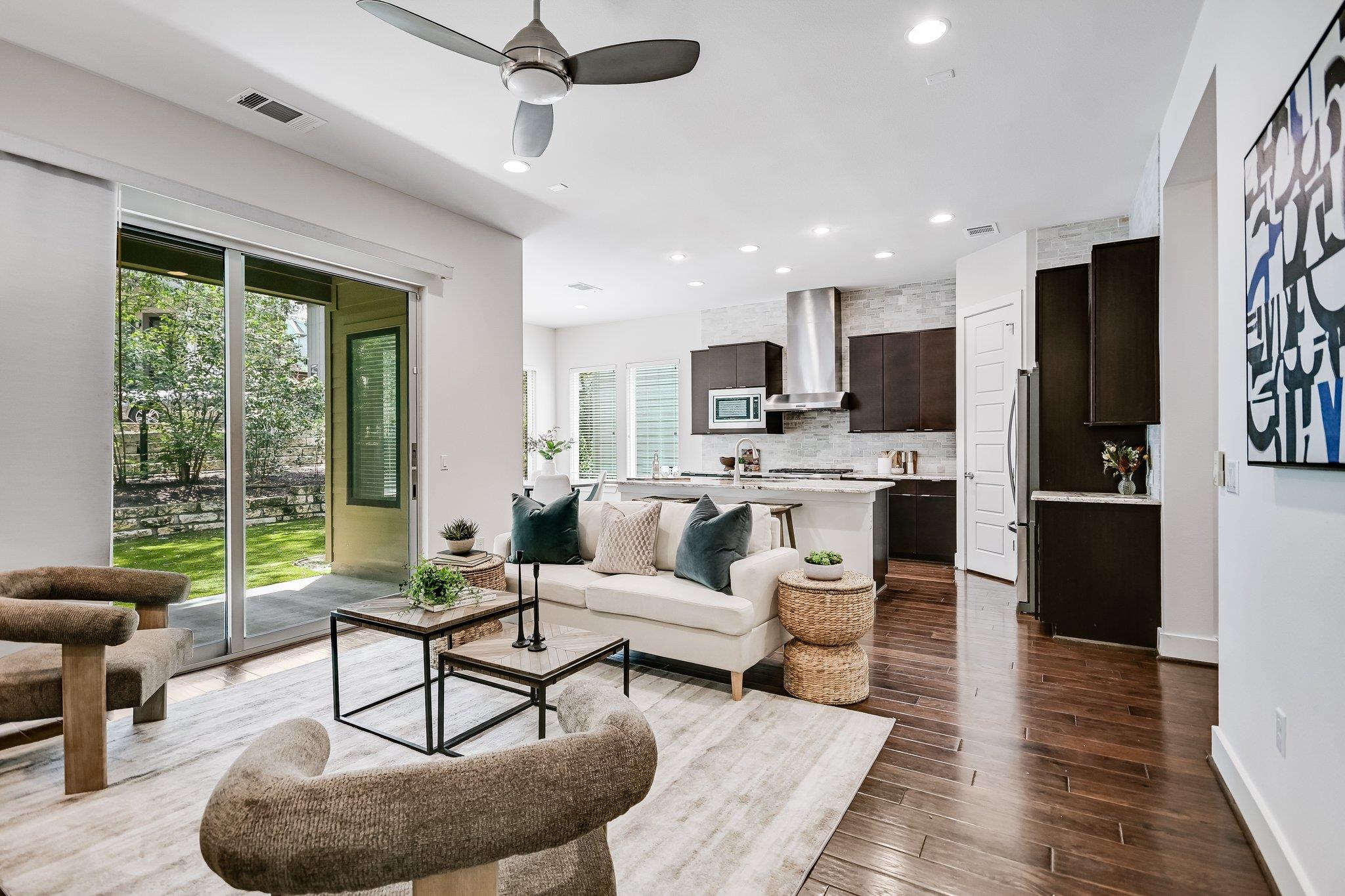 2807 Del Curto RD #J — photo 5