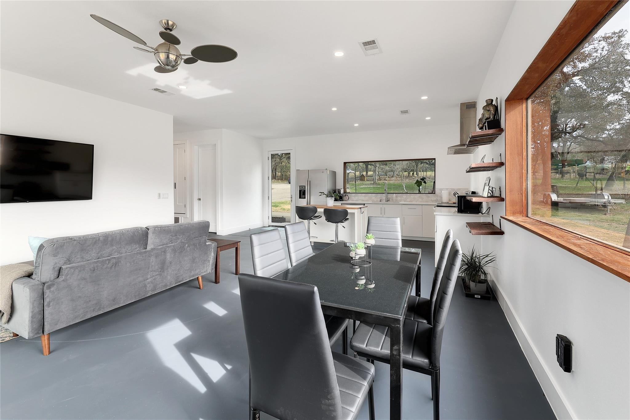 7001 RR 2222 RD — photo 3