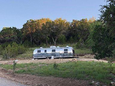 350 Bluff RD — photo 5