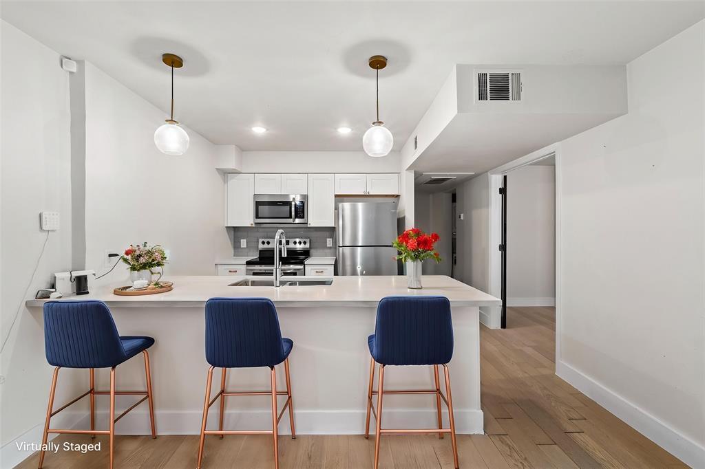 909 Reinli ST #101 — photo 4