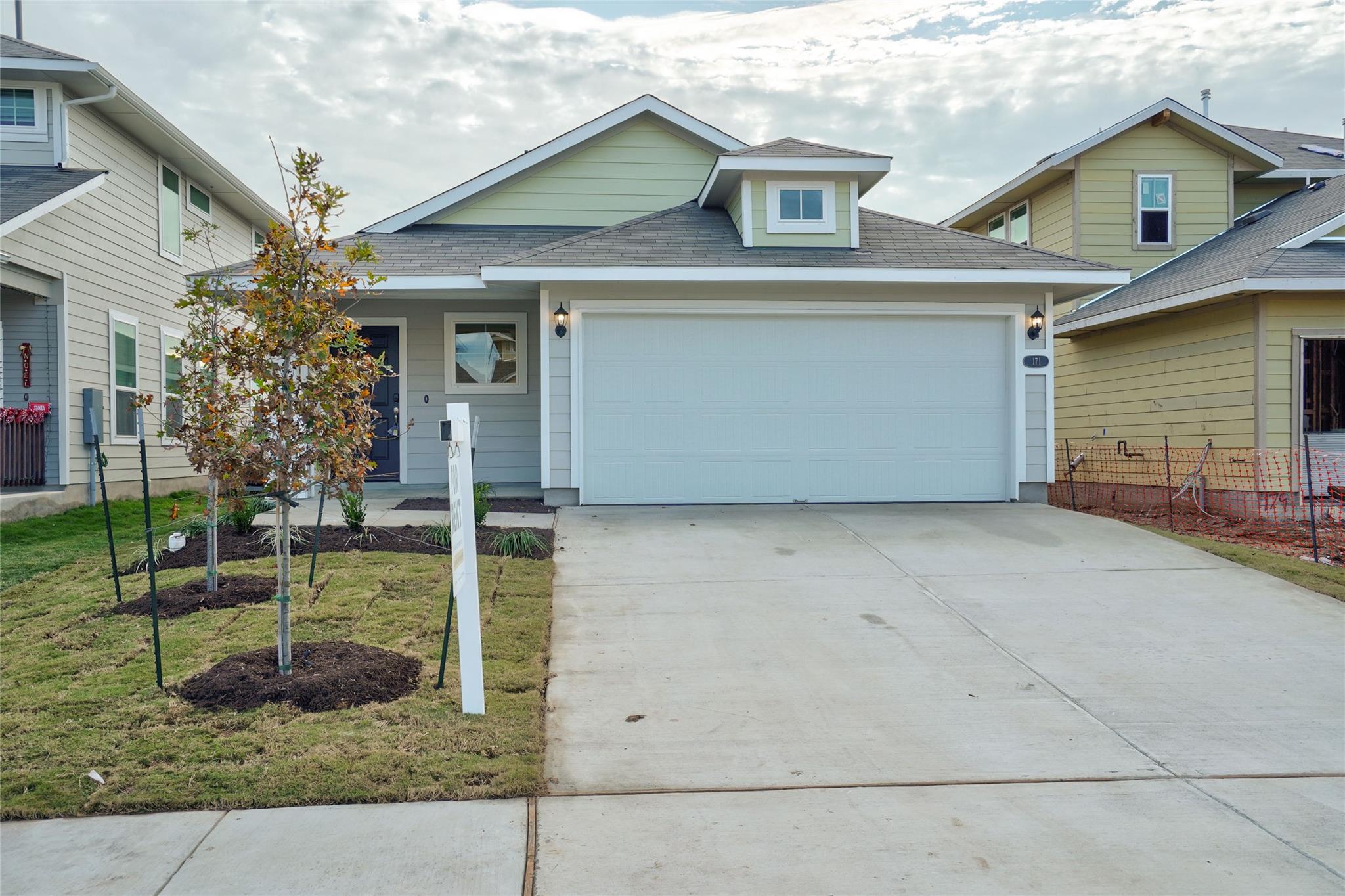 171 White Dunes DR — photo 3
