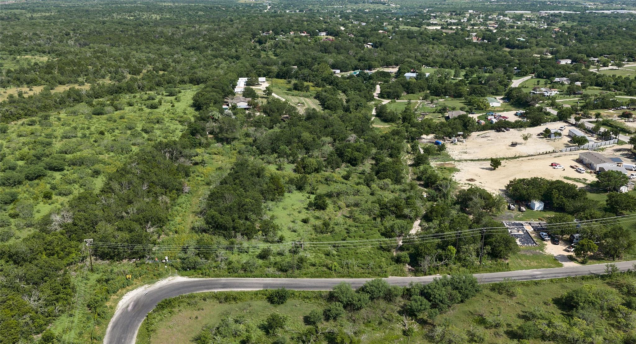 1400 Williamson RD — photo 3