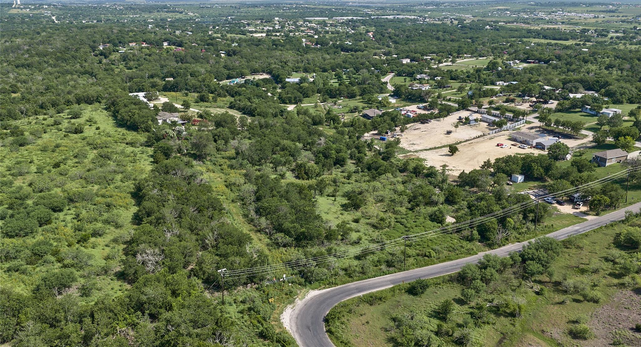 1400 Williamson RD — photo 4
