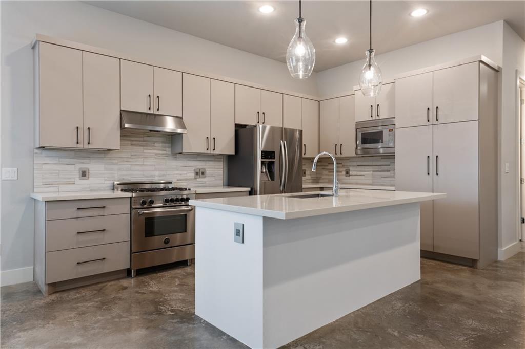 1708 E M Franklin Ave #A — photo 4