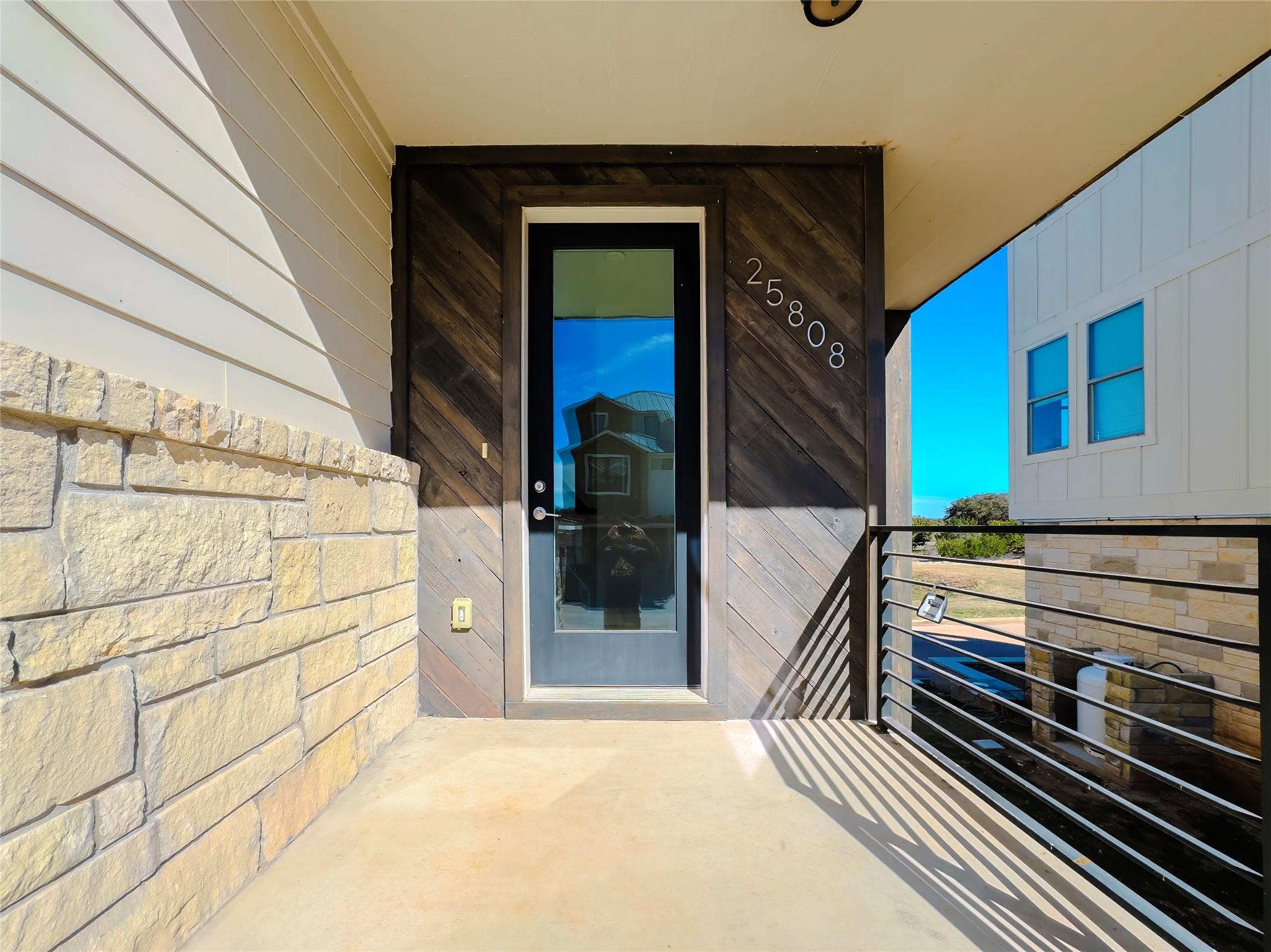 25808 Case LN #20 — photo 4