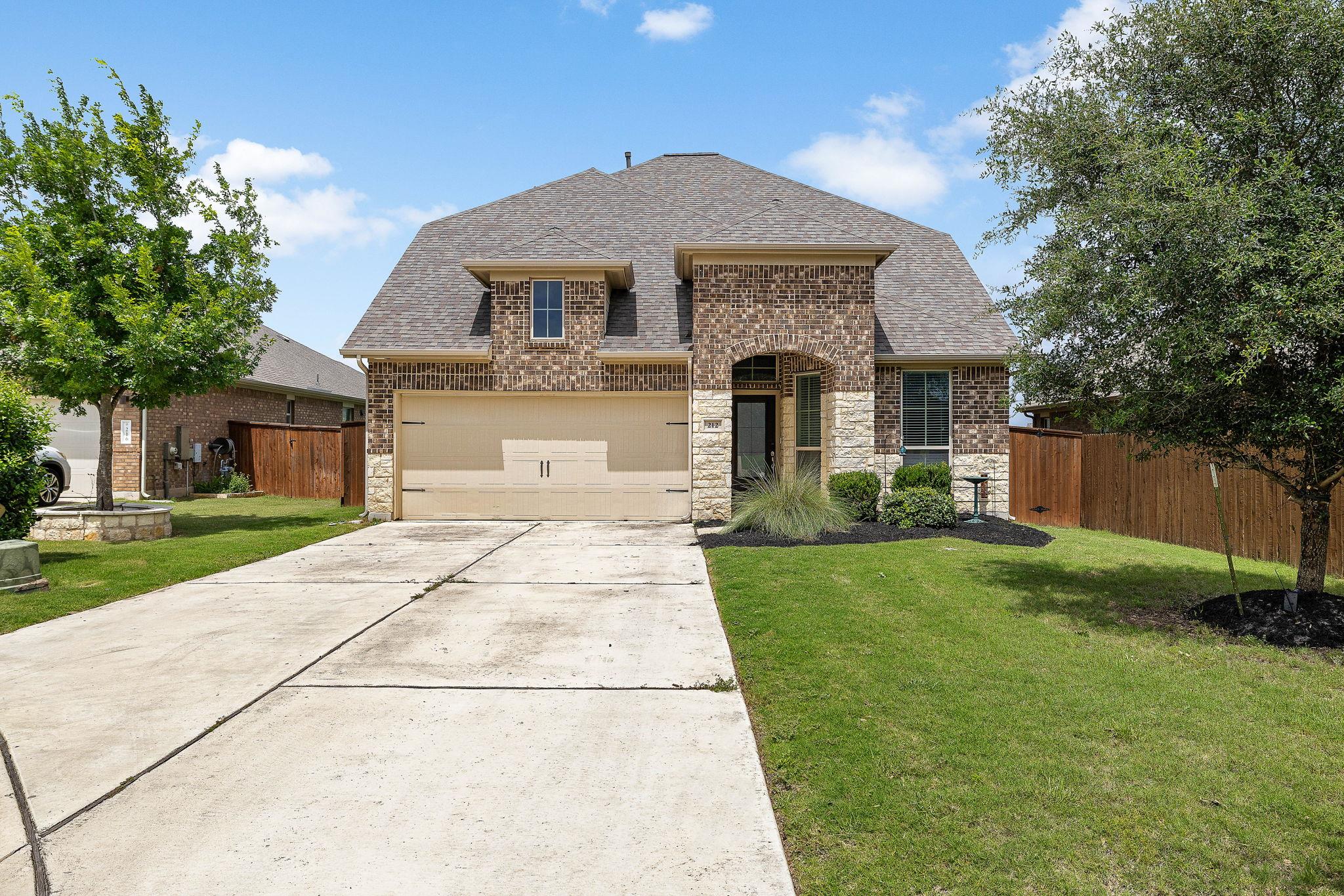 212 Estima CT