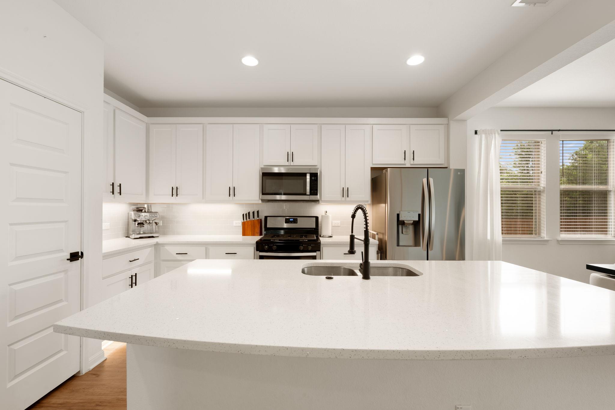 6907 Short Run LN — photo 5
