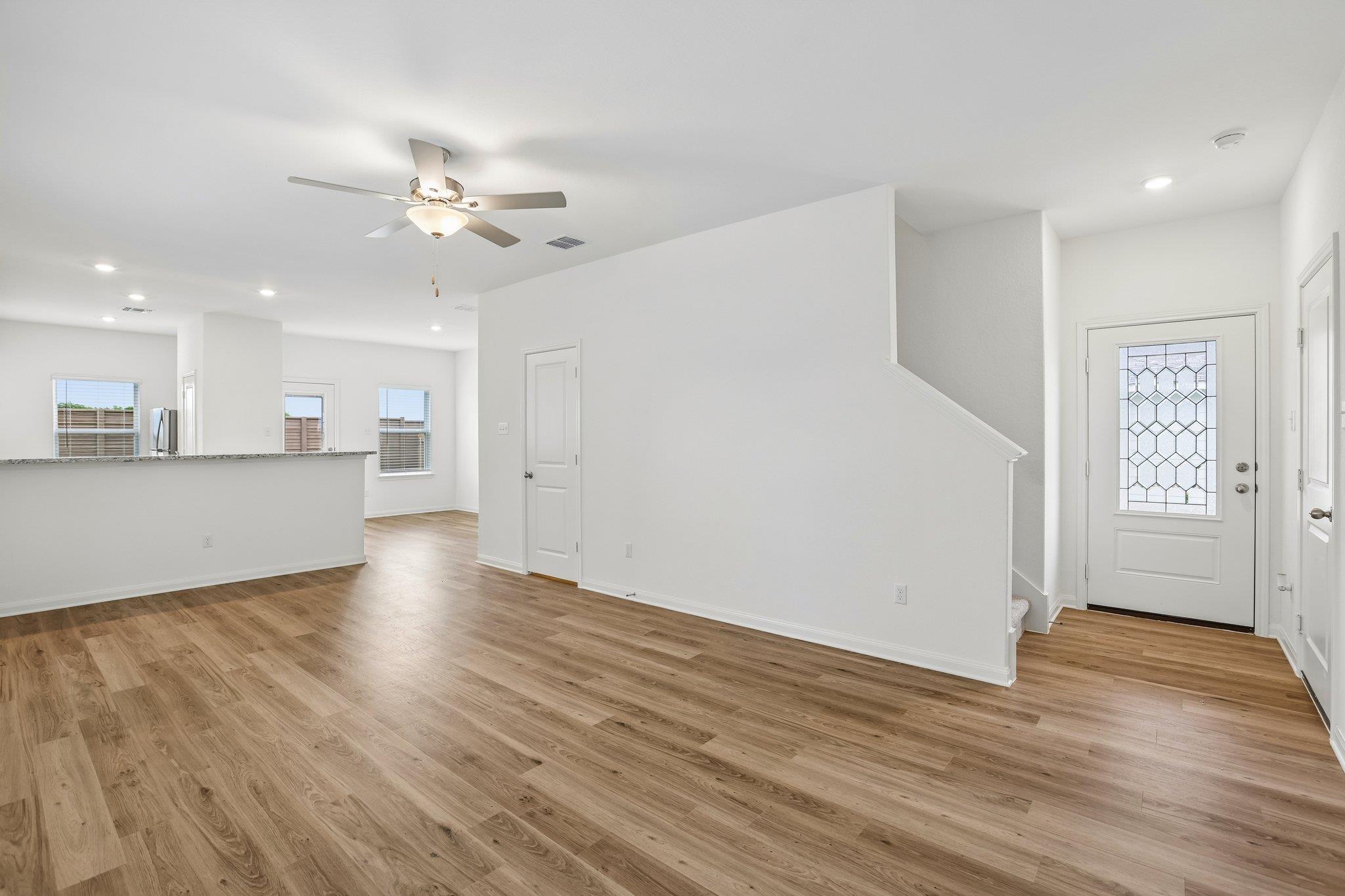 18400 Stellers Sea ST — photo 3