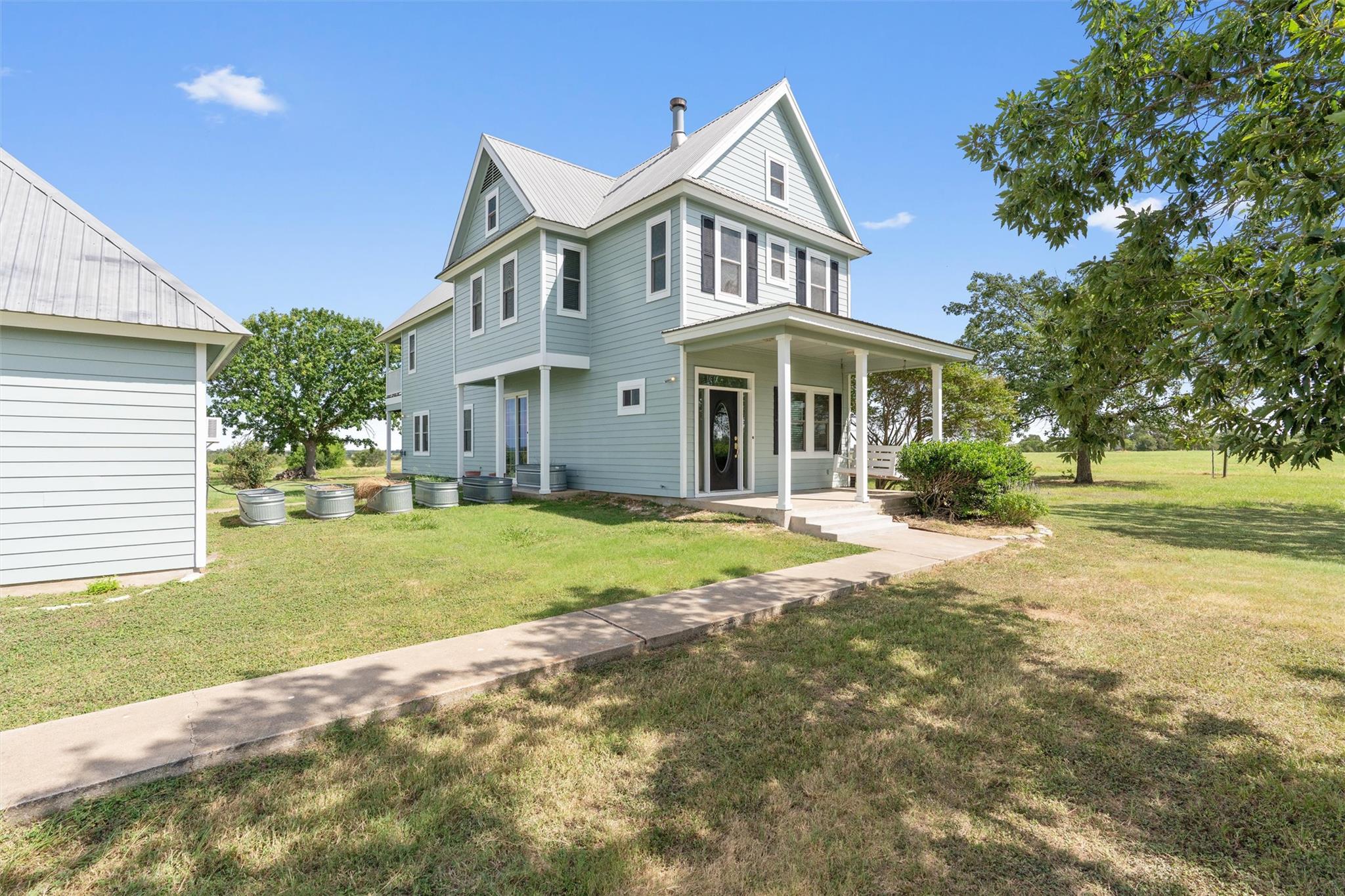 768 Upper Elgin River RD — photo 3