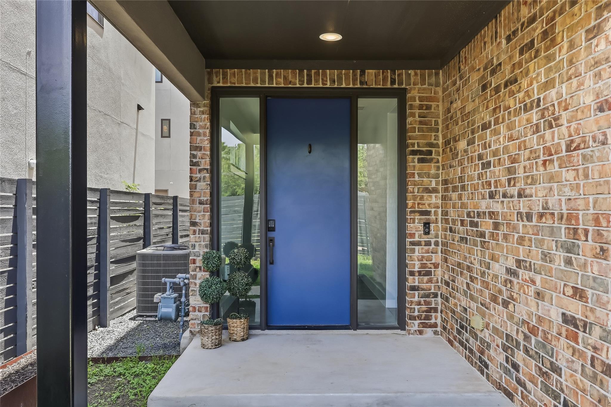 5006 Pecan Springs RD #3 — photo 4