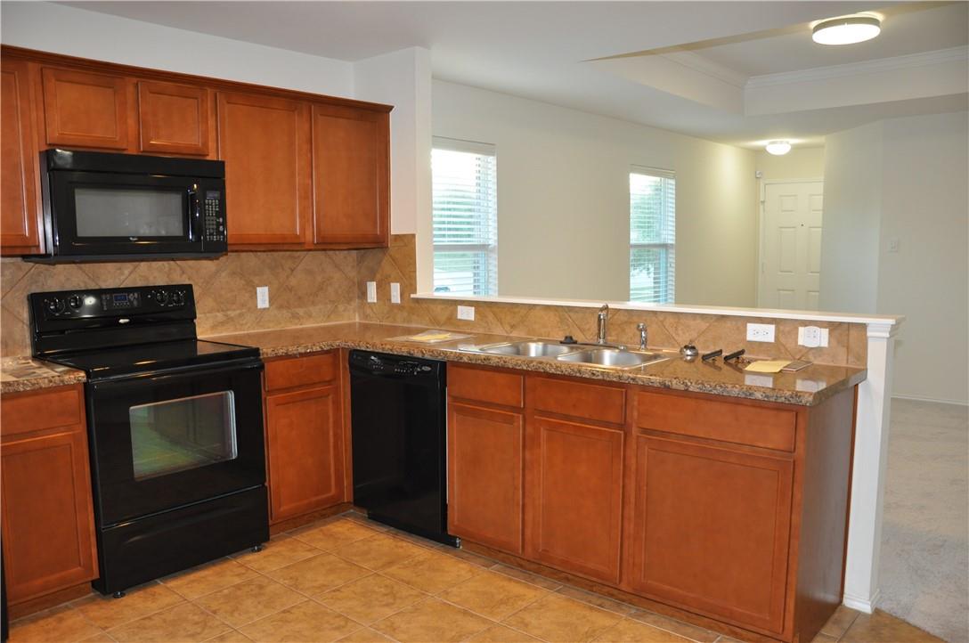 13501 Moura CV — photo 3