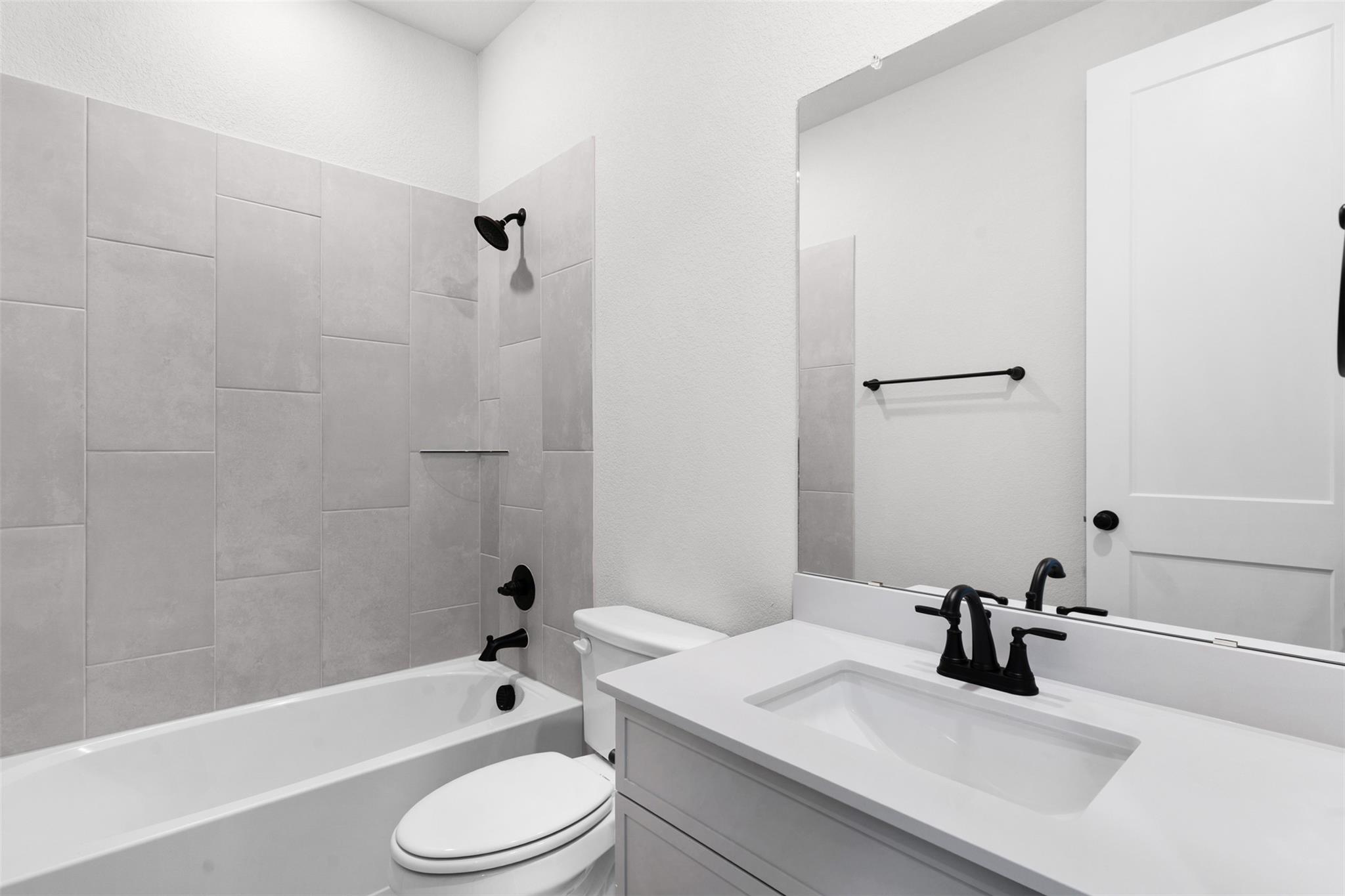 209 West Faulkner ST — photo 5