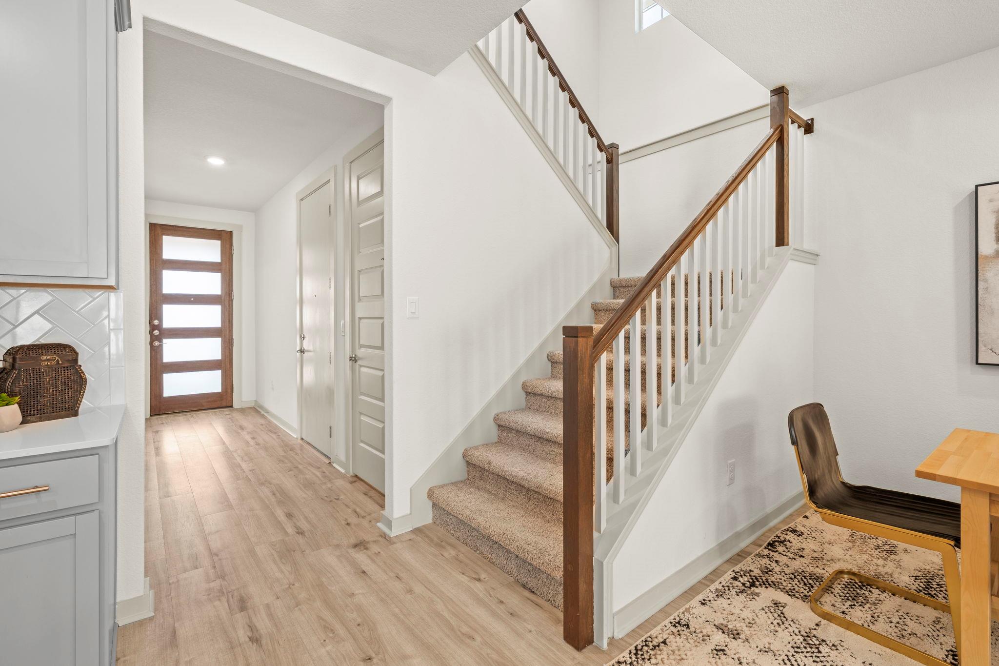 221 Indian Shoal DR — photo 3