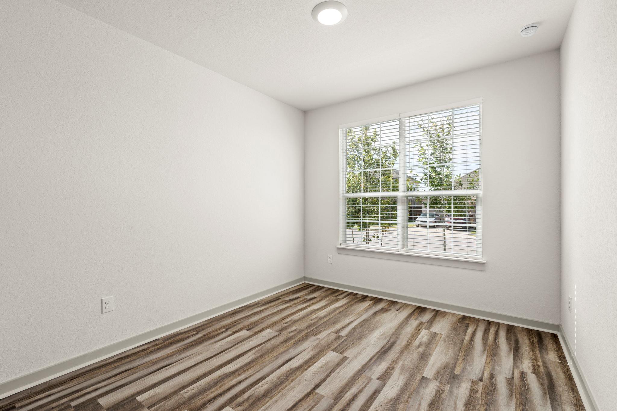 221 Indian Shoal DR — photo 4