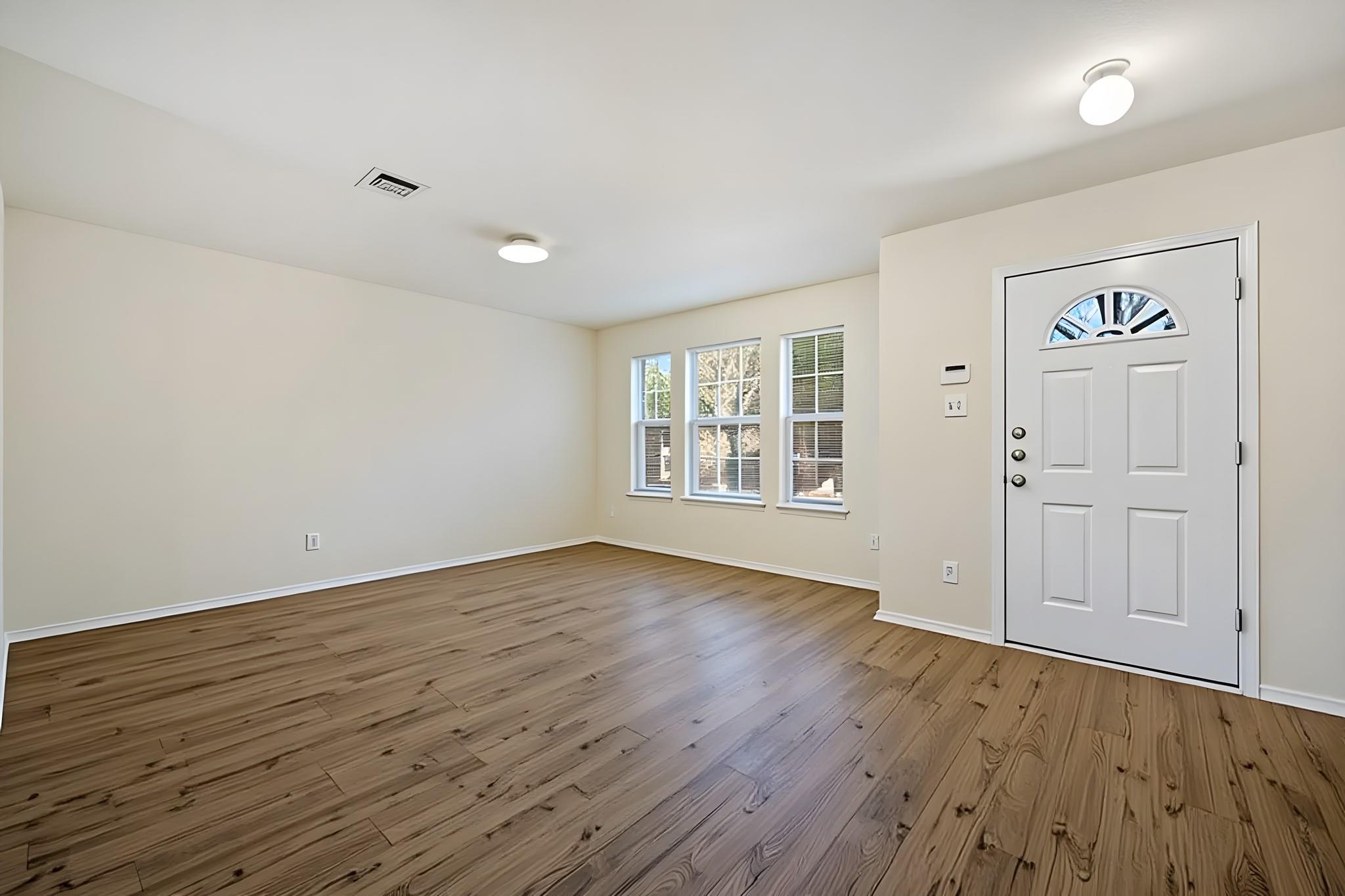 11112 Chatam Berry LN — photo 4