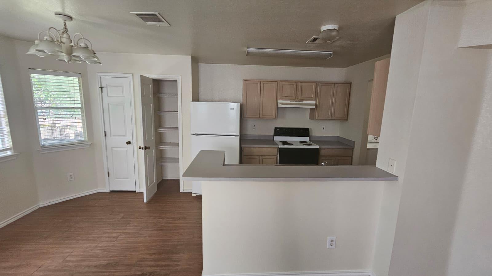 844-846 Sagewood TRL — photo 3