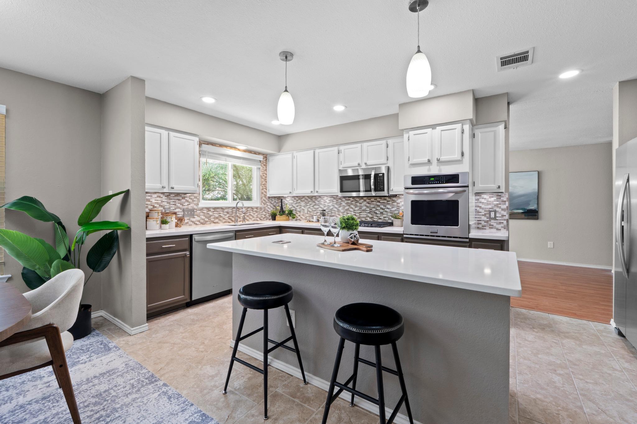 1401 Deer Ledge TRL