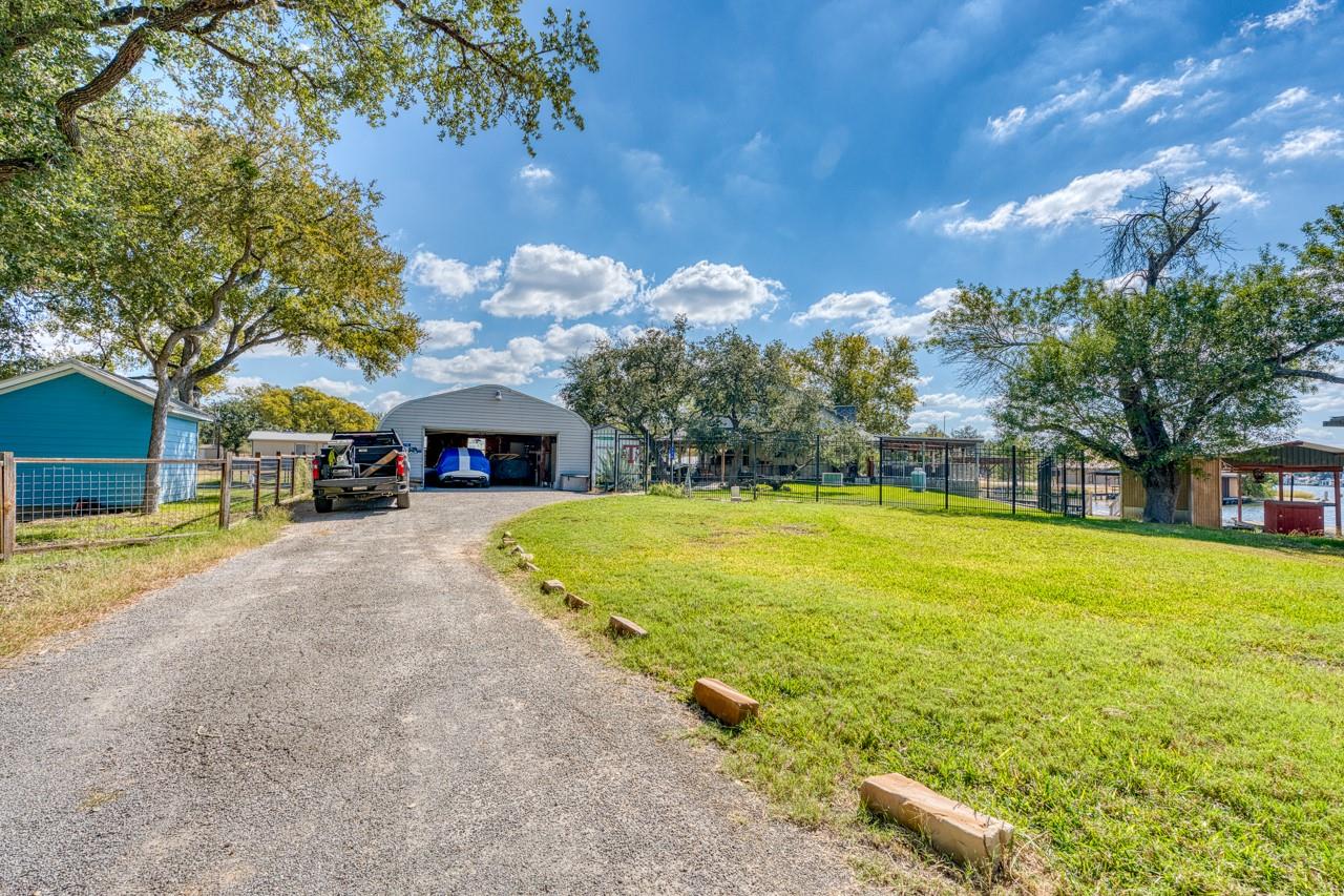 116 Shady CIR — photo 4
