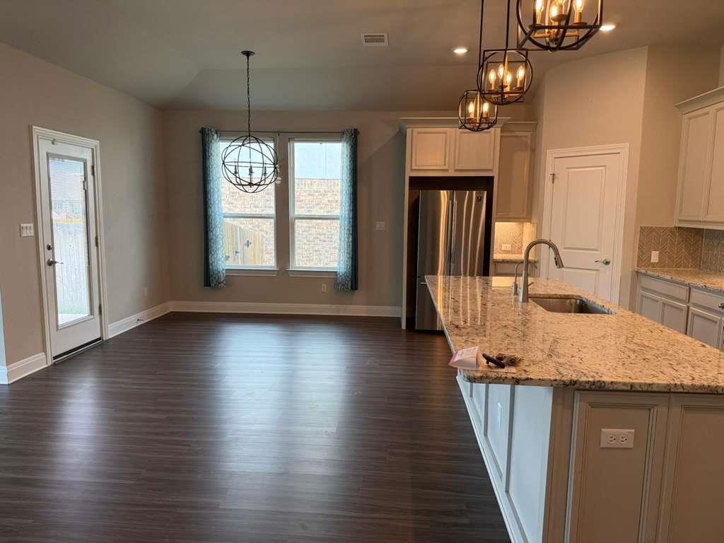 141 Seminole DR — photo 5