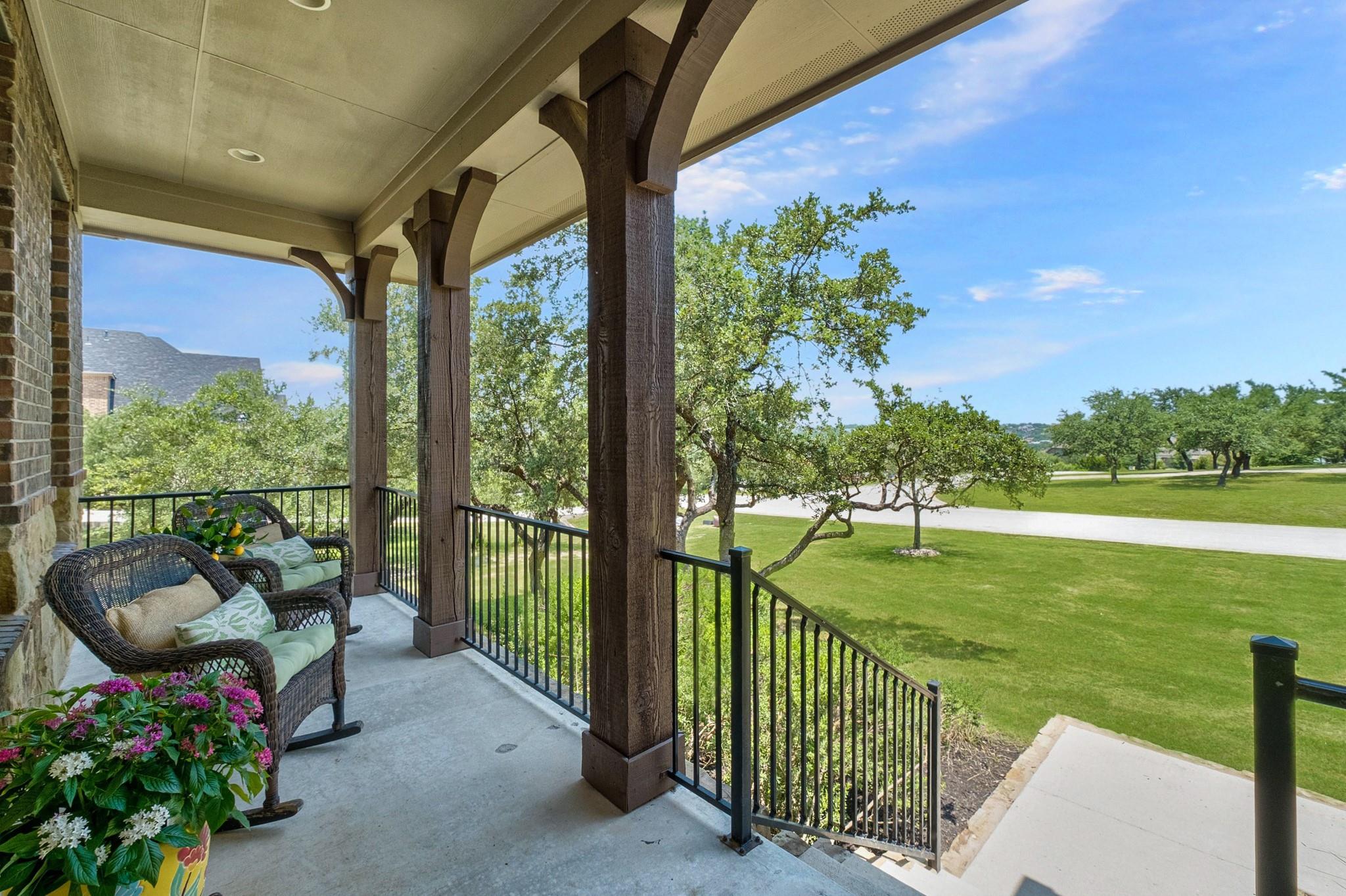 9400 STRATUS DR — photo 4