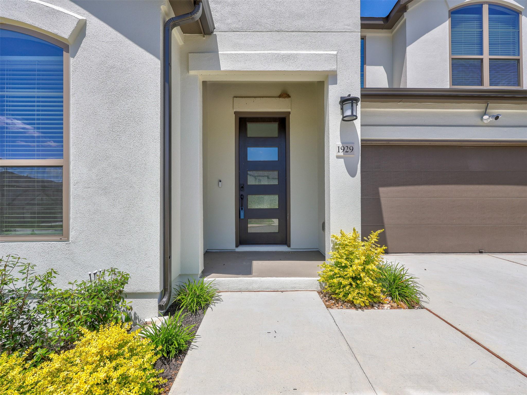 1929 Montella WAY — photo 3