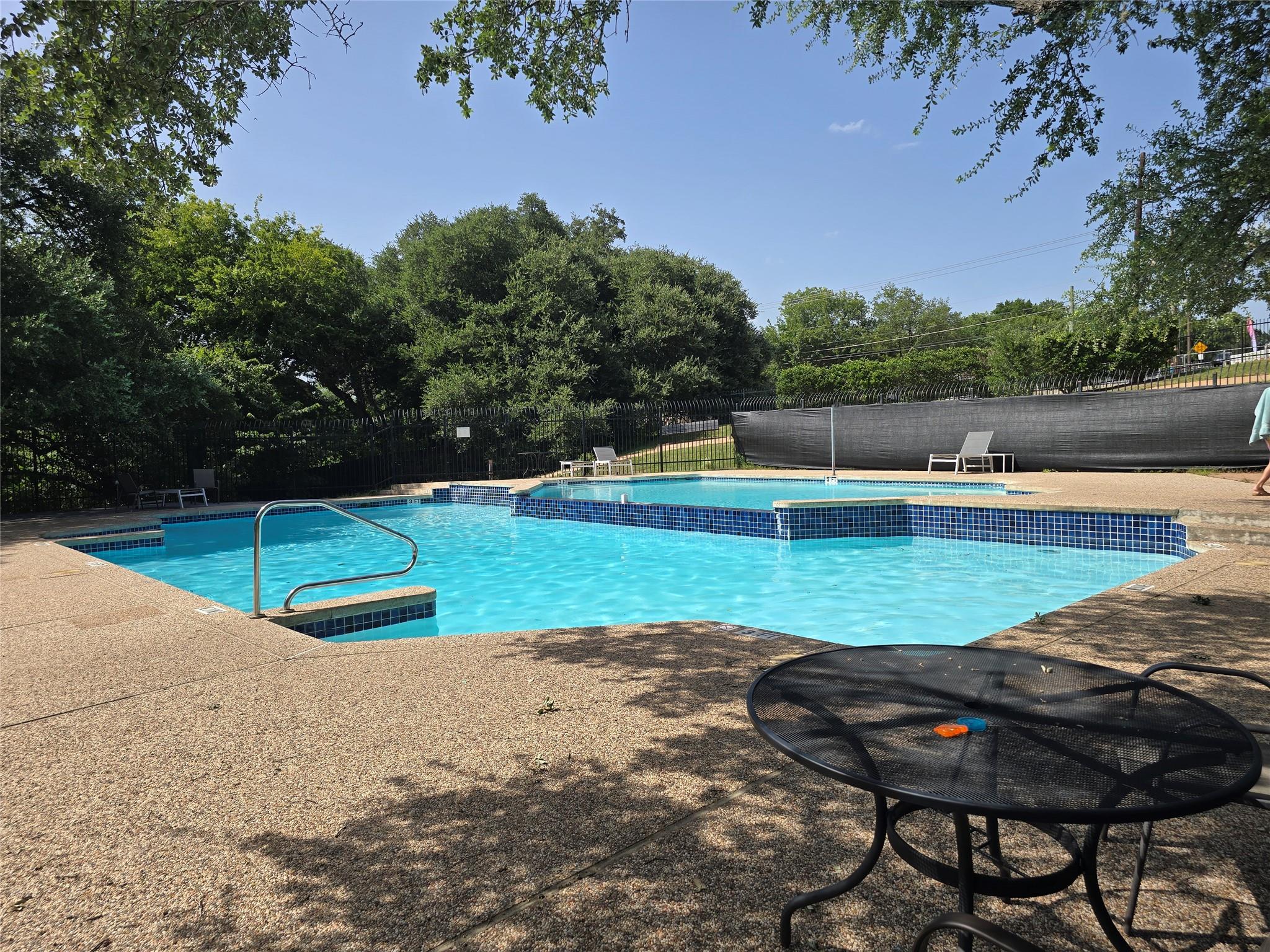 1015 Yager LN #184 — photo 3