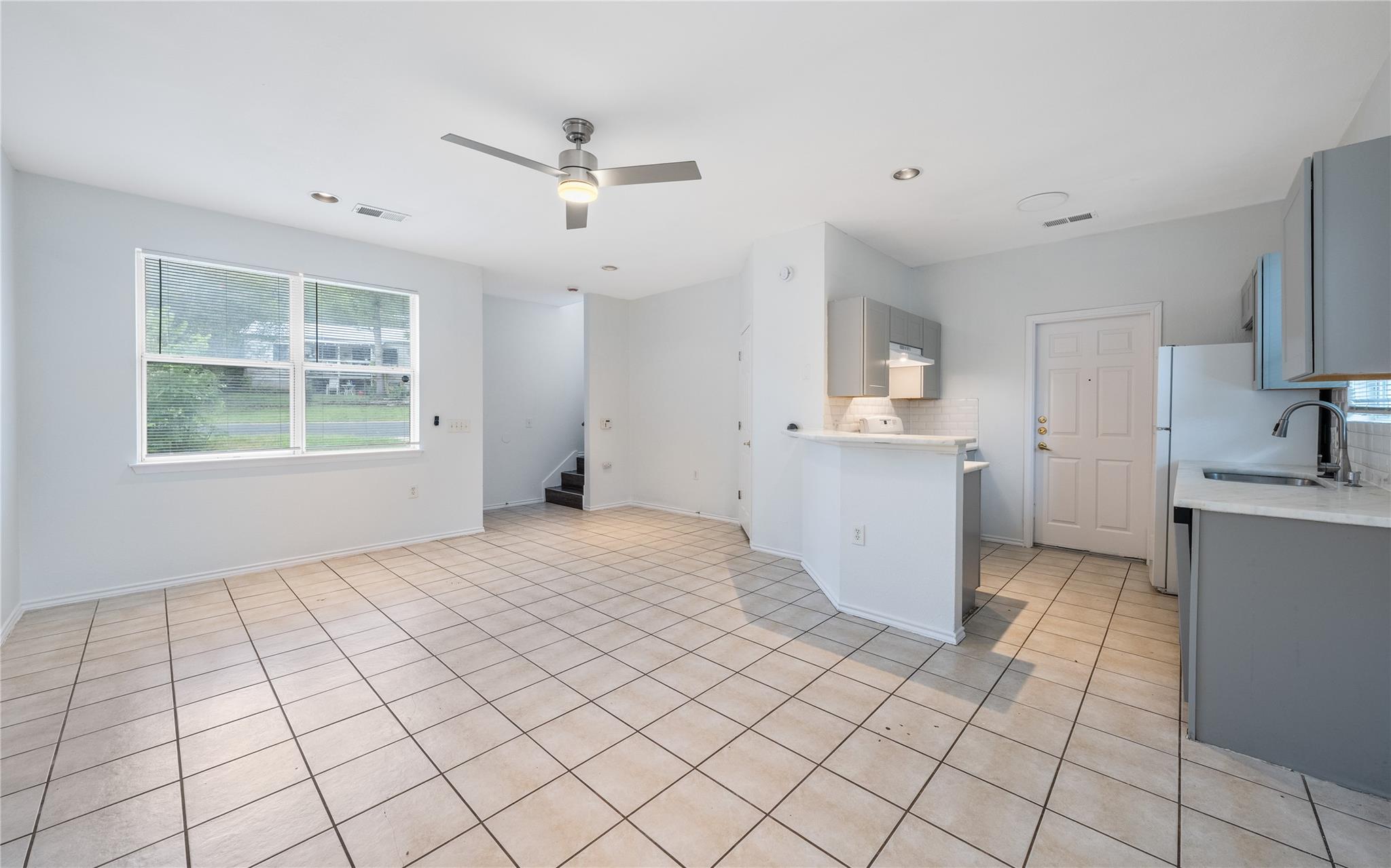 1149 Garland Ave — photo 5