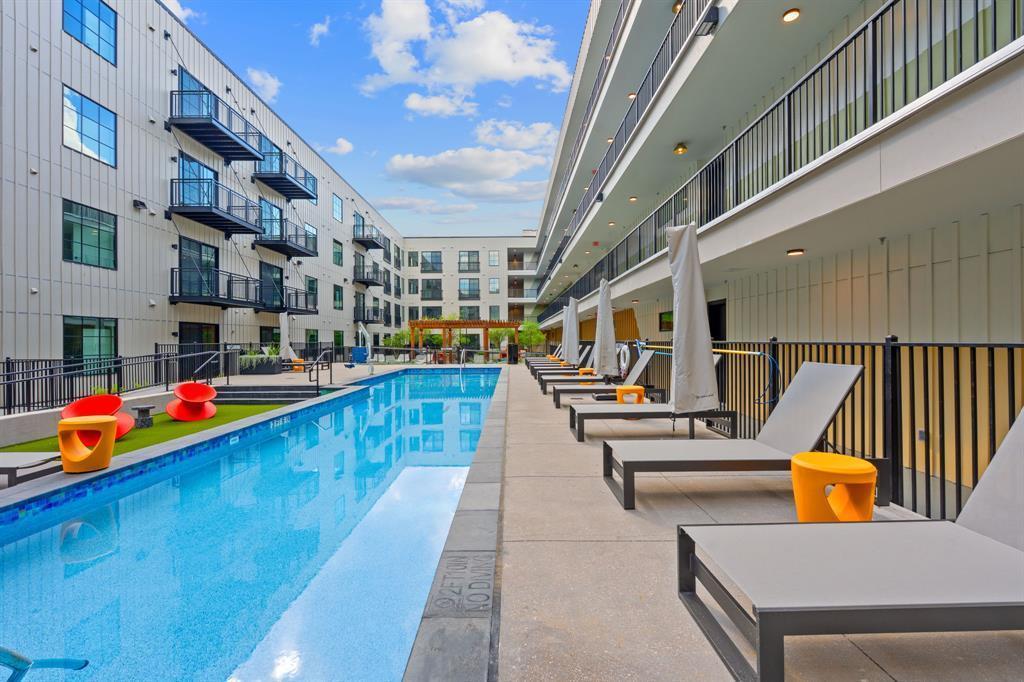 4315 Congress Ave #423 — photo 4