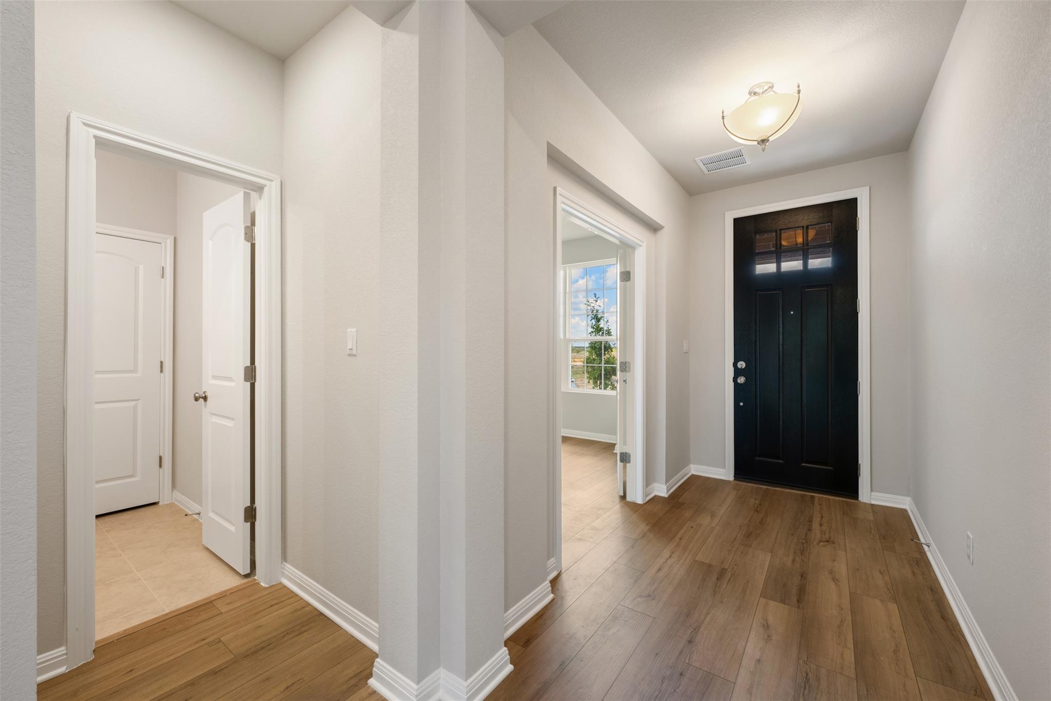 532 Redding WAY — photo 4
