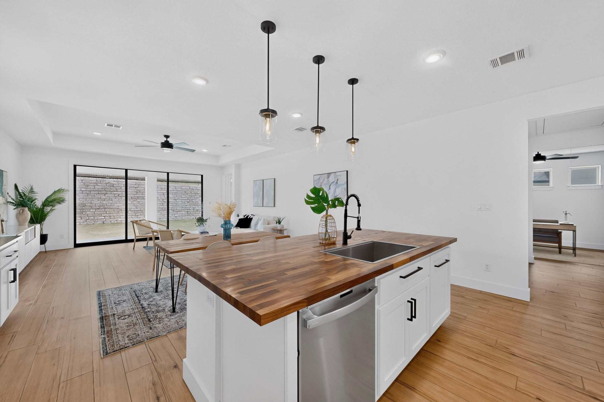 1340 Castalo LN — photo 4