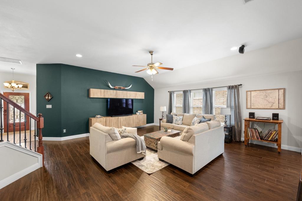18404 Deleon Bayou LN — photo 3