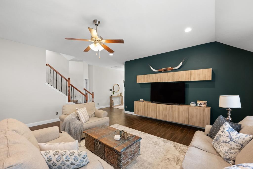 18404 Deleon Bayou LN — photo 4