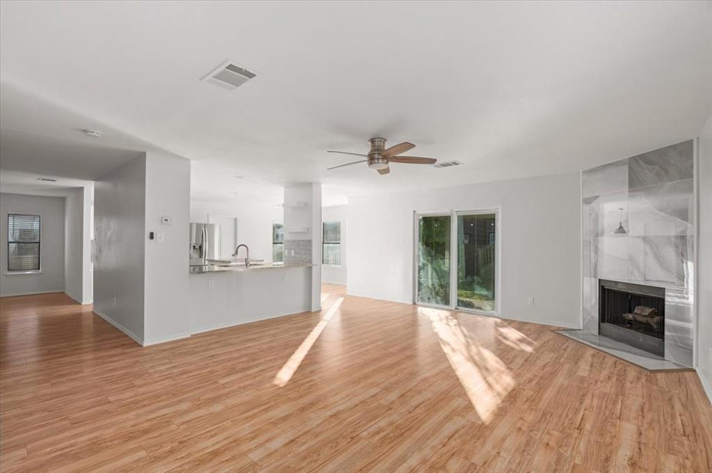 1179 Forest Bluff TRL — photo 4