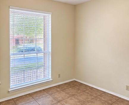 6661 Ruxton LN — photo 5