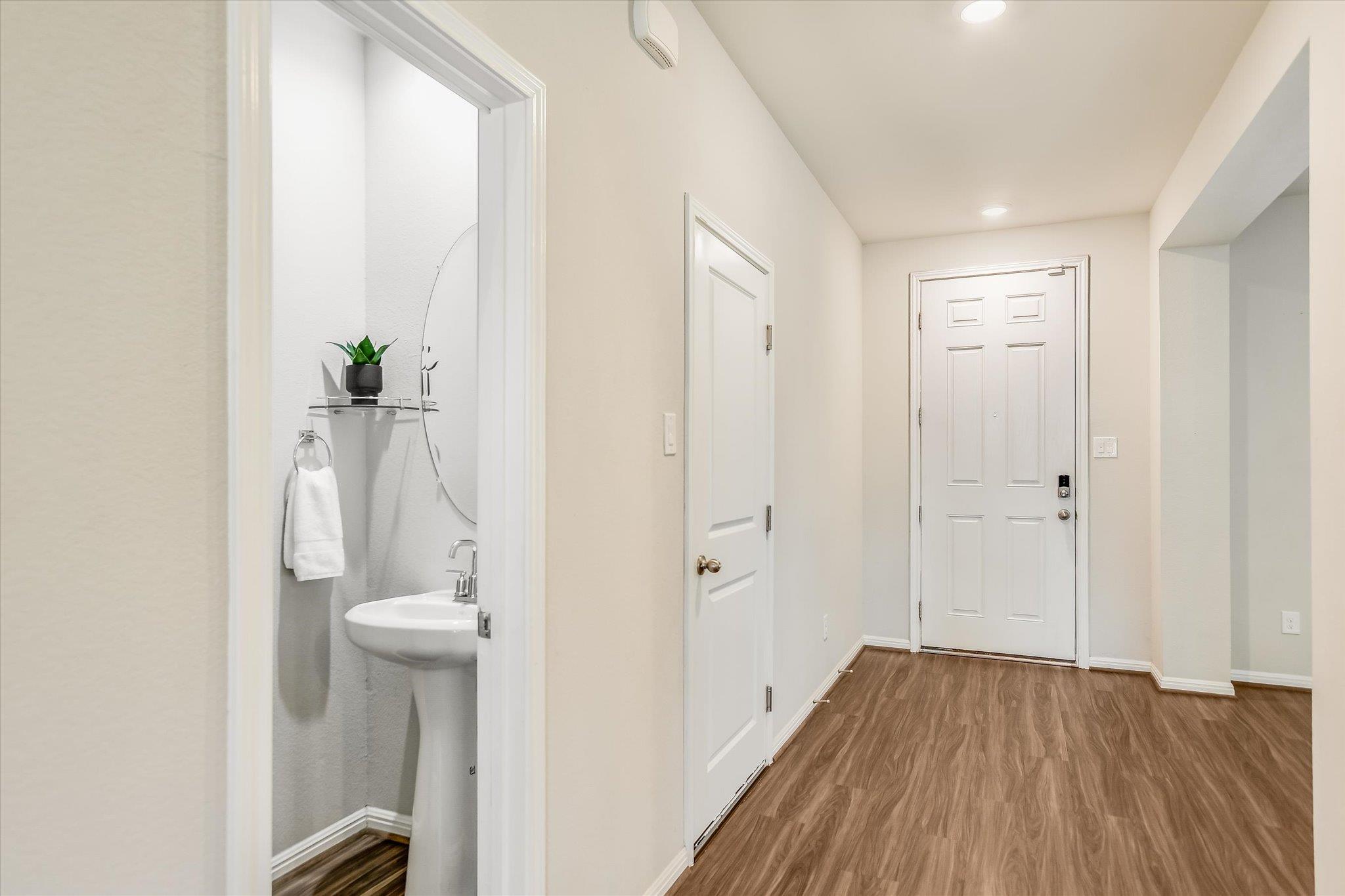 17017 Lathrop Ave — photo 5