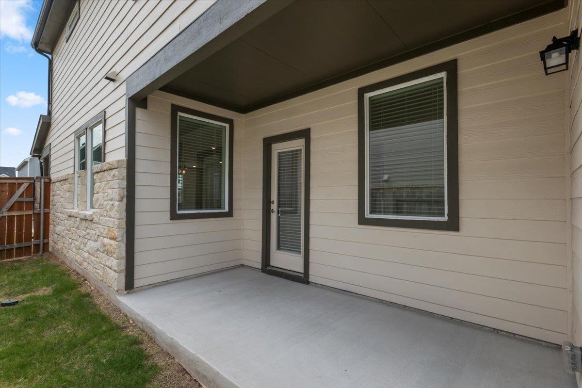2526 Rose Archer LN — photo 5