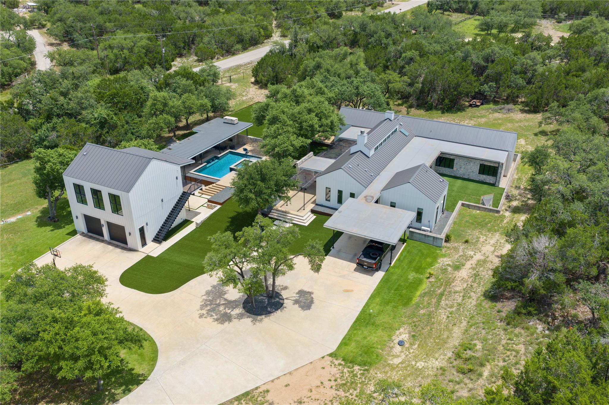 103 Victorian Oaks LN