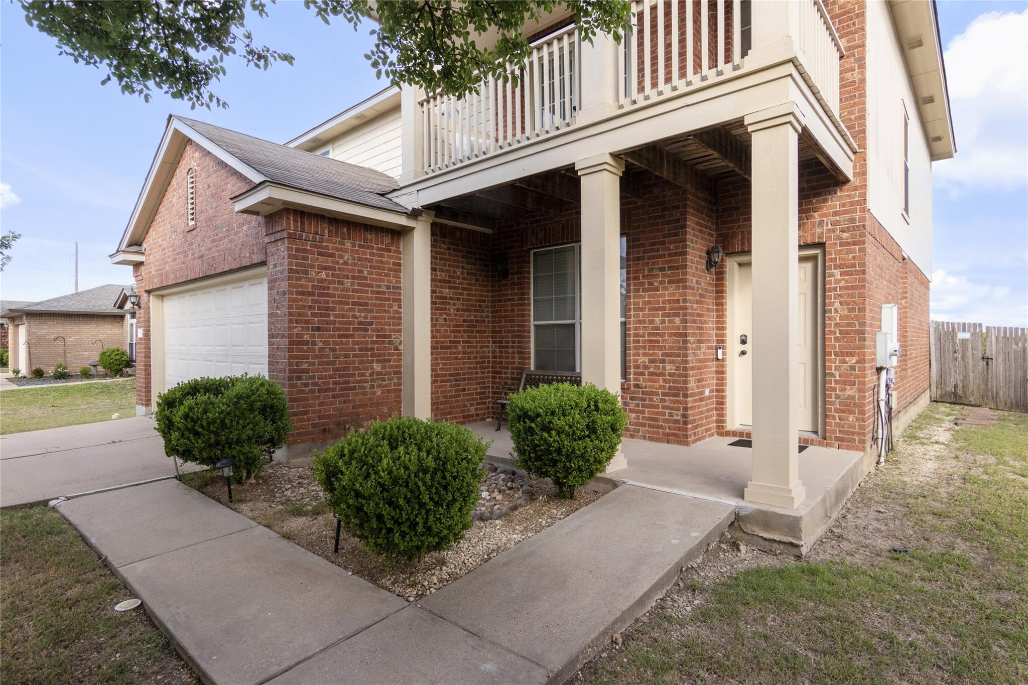 13524 Lyndon B Johnson ST — photo 3