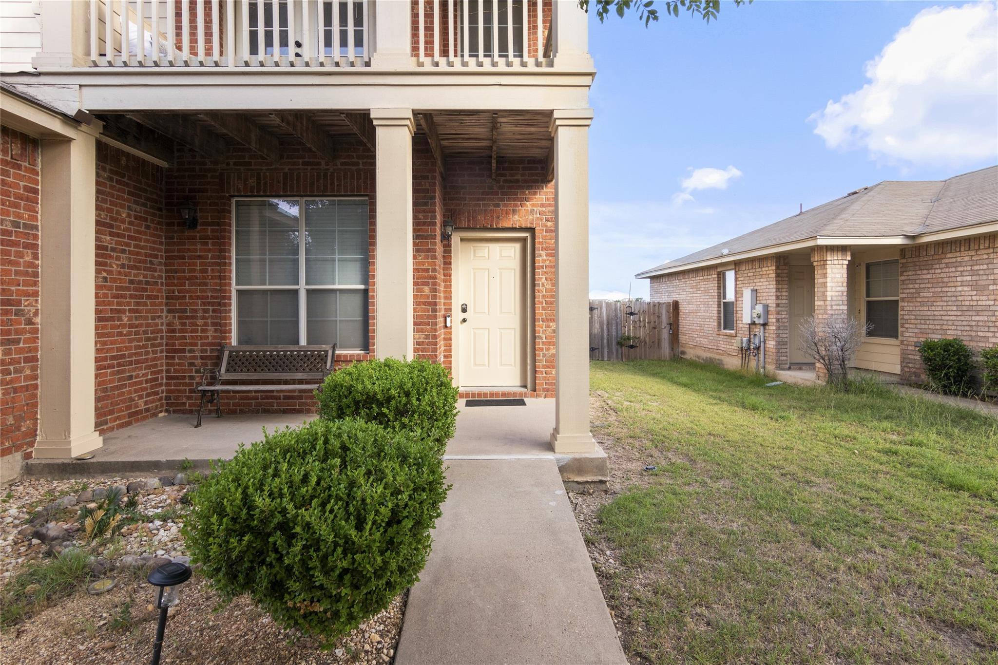 13524 Lyndon B Johnson ST — photo 4