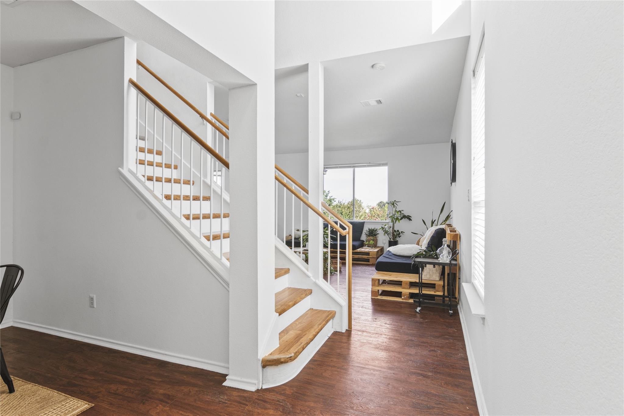 13524 Lyndon B Johnson ST — photo 5