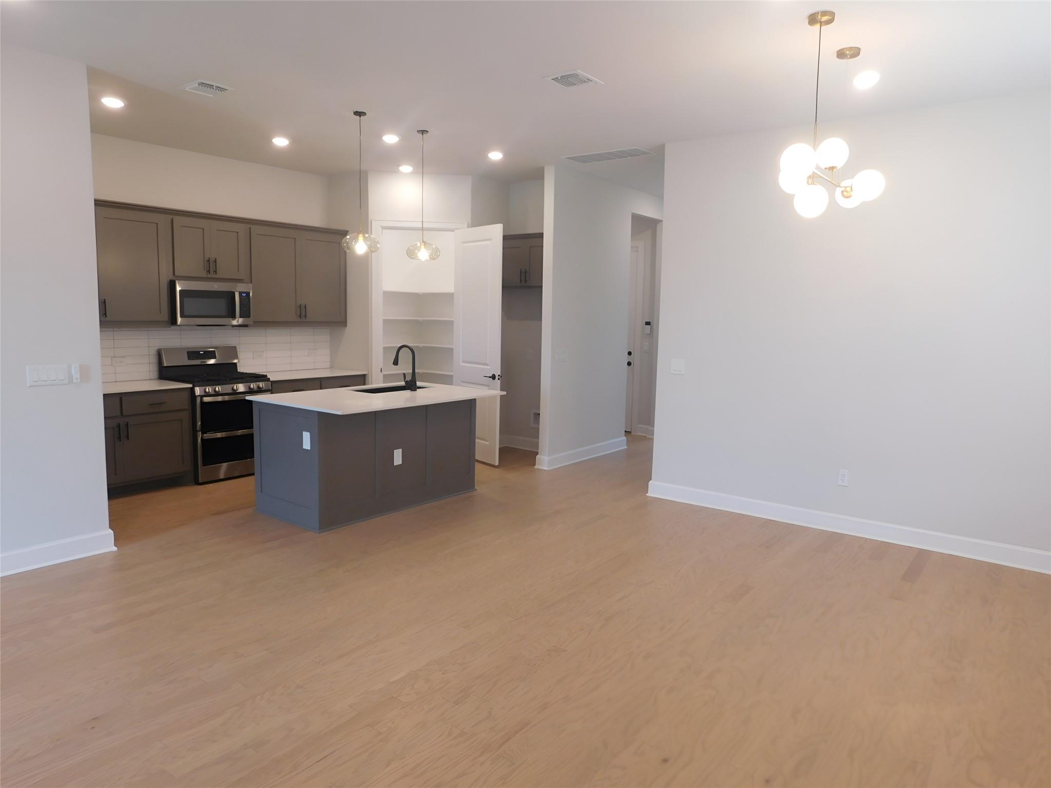 11808 DILLON FALLS DR — photo 4