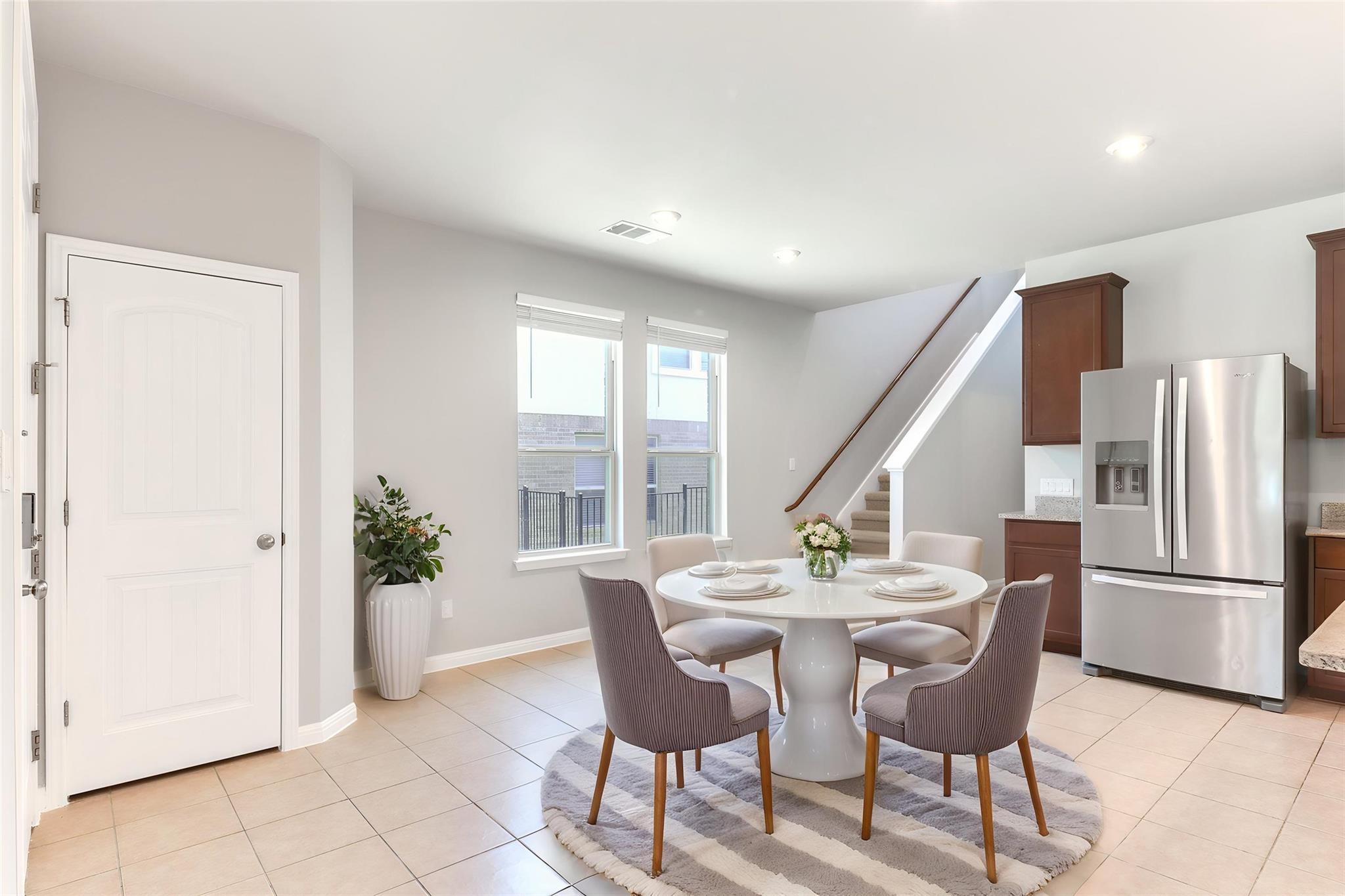 2929 Harvester LN — photo 5